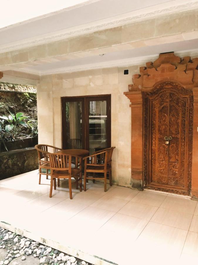 Darma Yogi House Hotel Ubud Buitenkant foto