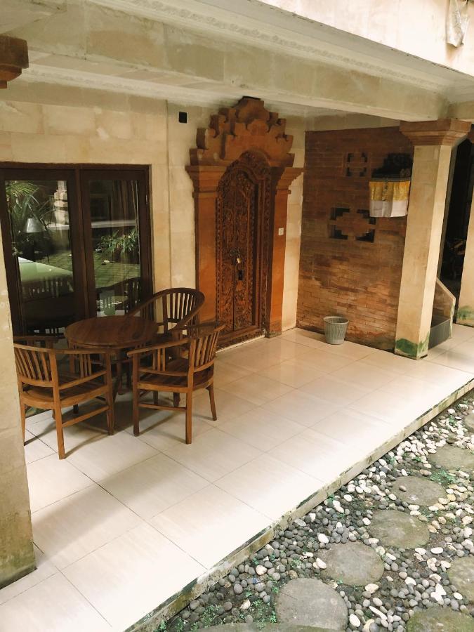 Darma Yogi House Hotel Ubud Buitenkant foto