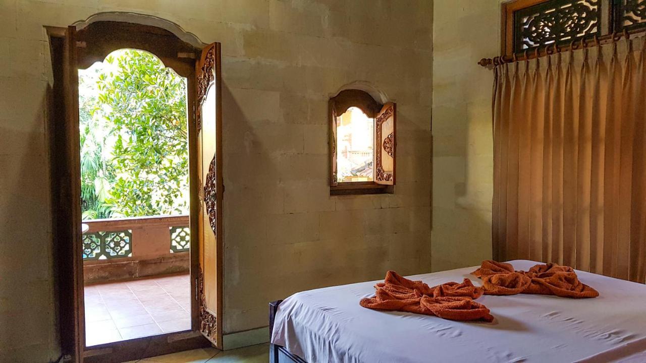 Darma Yogi House Hotel Ubud Buitenkant foto